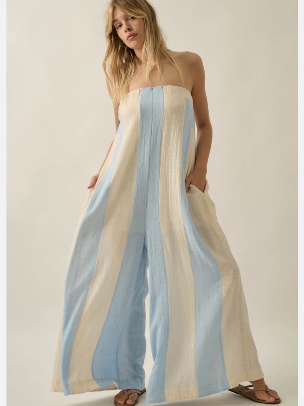 Promesa
Ready to Flow Colorblock Gauze Strapless Jumpsuit NWOT